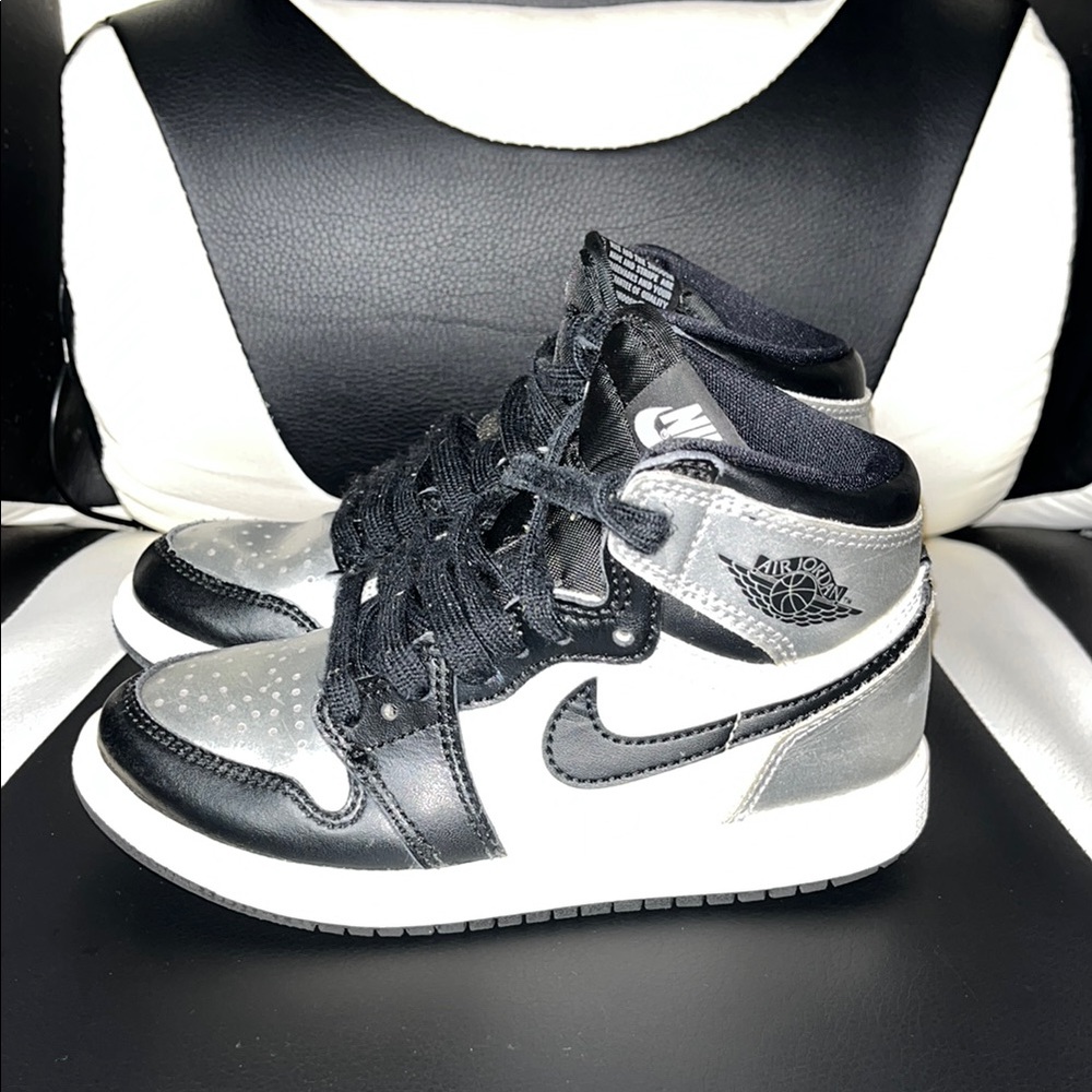 Jordan 1 Retro High OG TD Black and Silver Toe Toddler Size 11C Sneakers - Picture 7 of 17